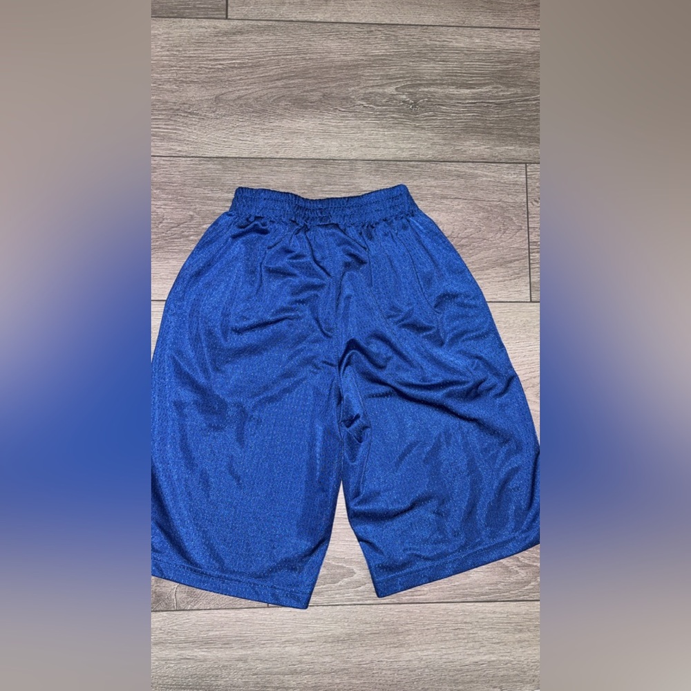 Jordan Essentials Youth Size Large Basketball Shorts Blue W White Logo Athletic - Picture 2 of 8